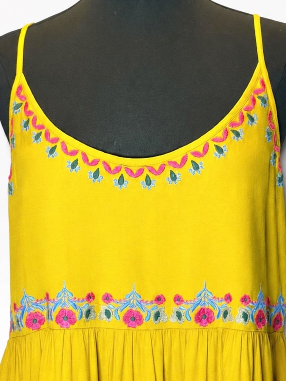 NWT Natural Life Embroidered Boho Babydoll Dress Mustard Olive Size L - Picture 3 of 9